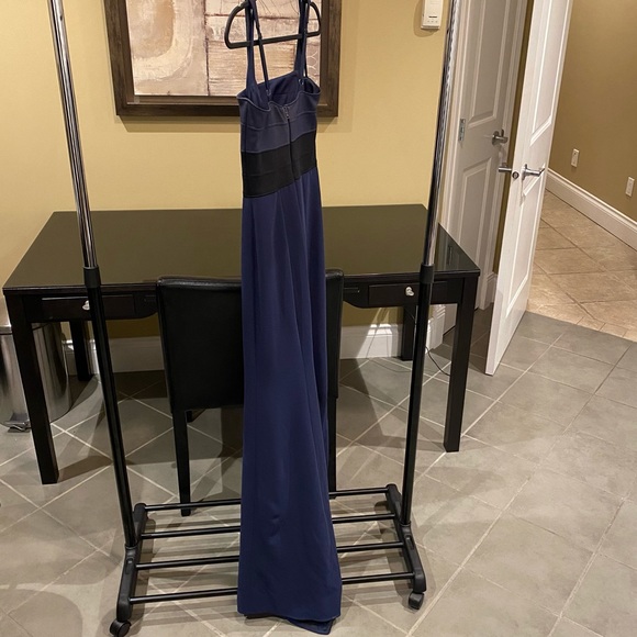 BCBG Gown | BCBCMAXAZRIA Arabella Navy and Black Dress - Picture 9 of 14